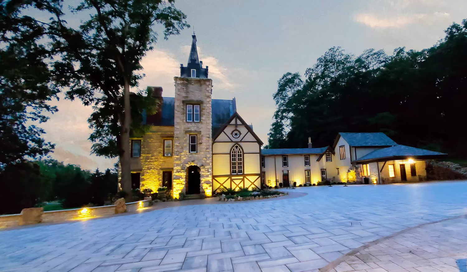 Illuminated historic stone mac-o-chee wedding venue castle