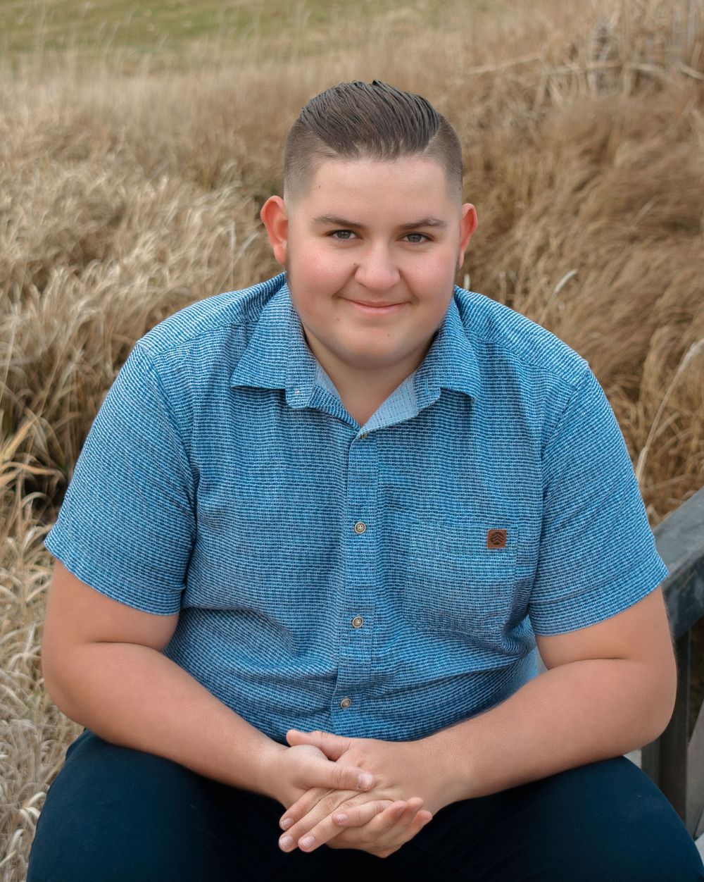 senior portrait, senior portrait boy, young man, fall colors