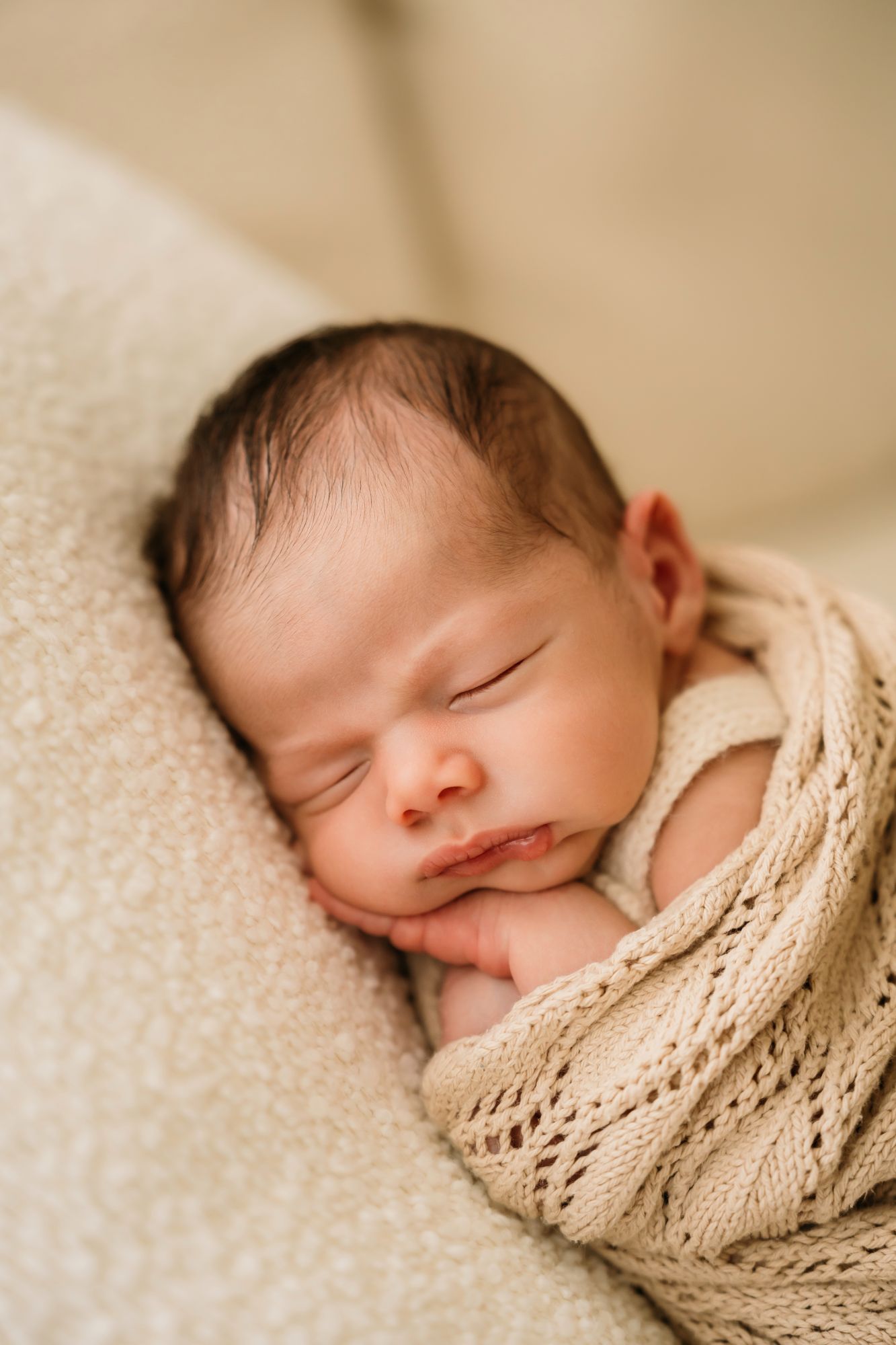 natural newborn photos sydney
