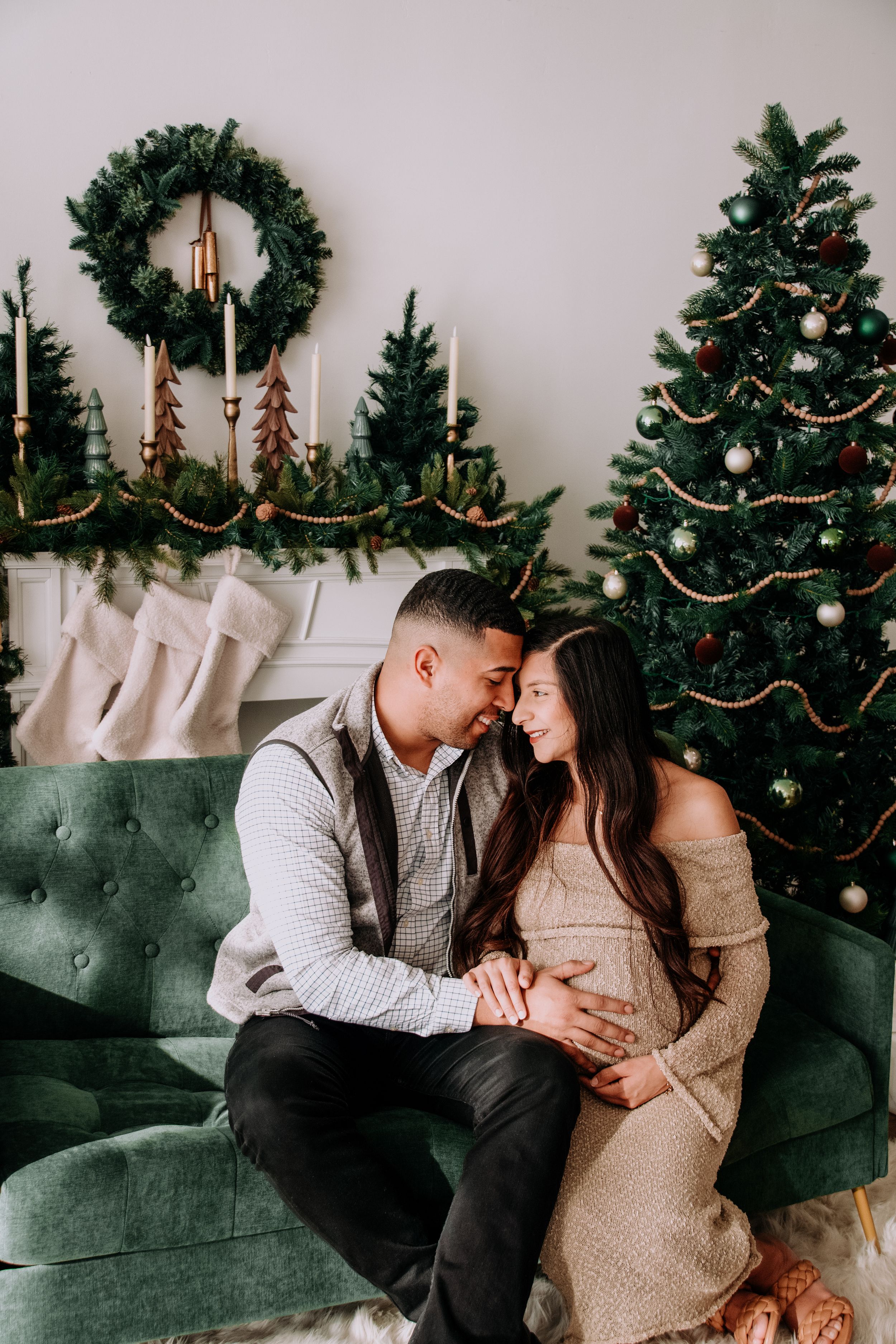 Christmas Couple Happy Maternity Cayna Hunter Photography