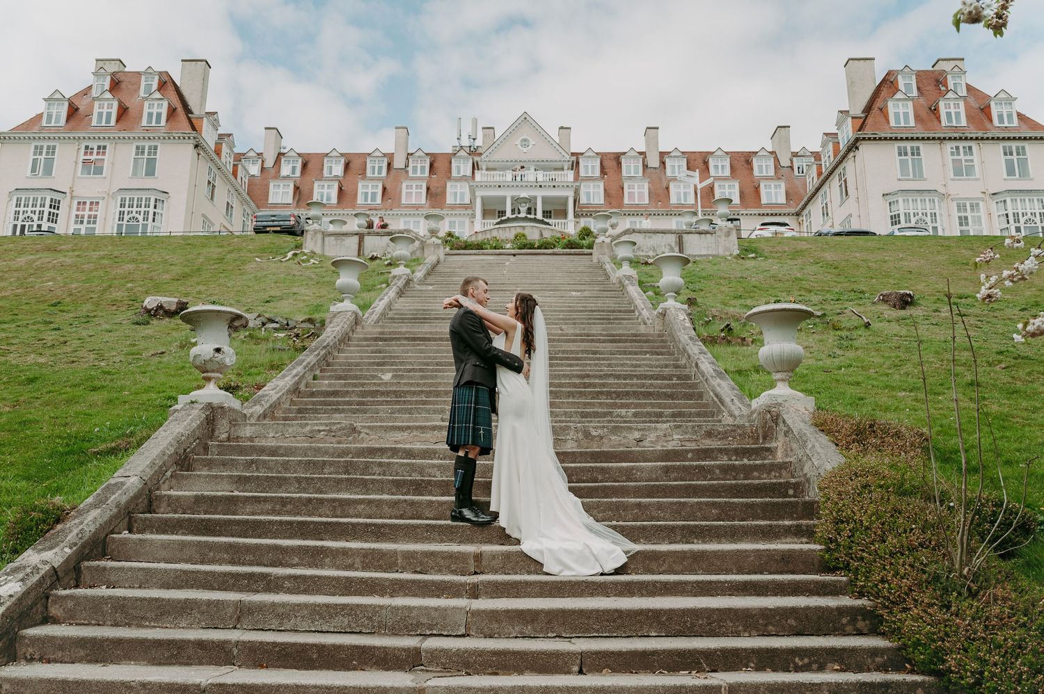 Central Scotland Wedding Photographer 
Scottish Wedding Photographer
Falkirk Wedding Photographer
Peebles Hydro Hotel