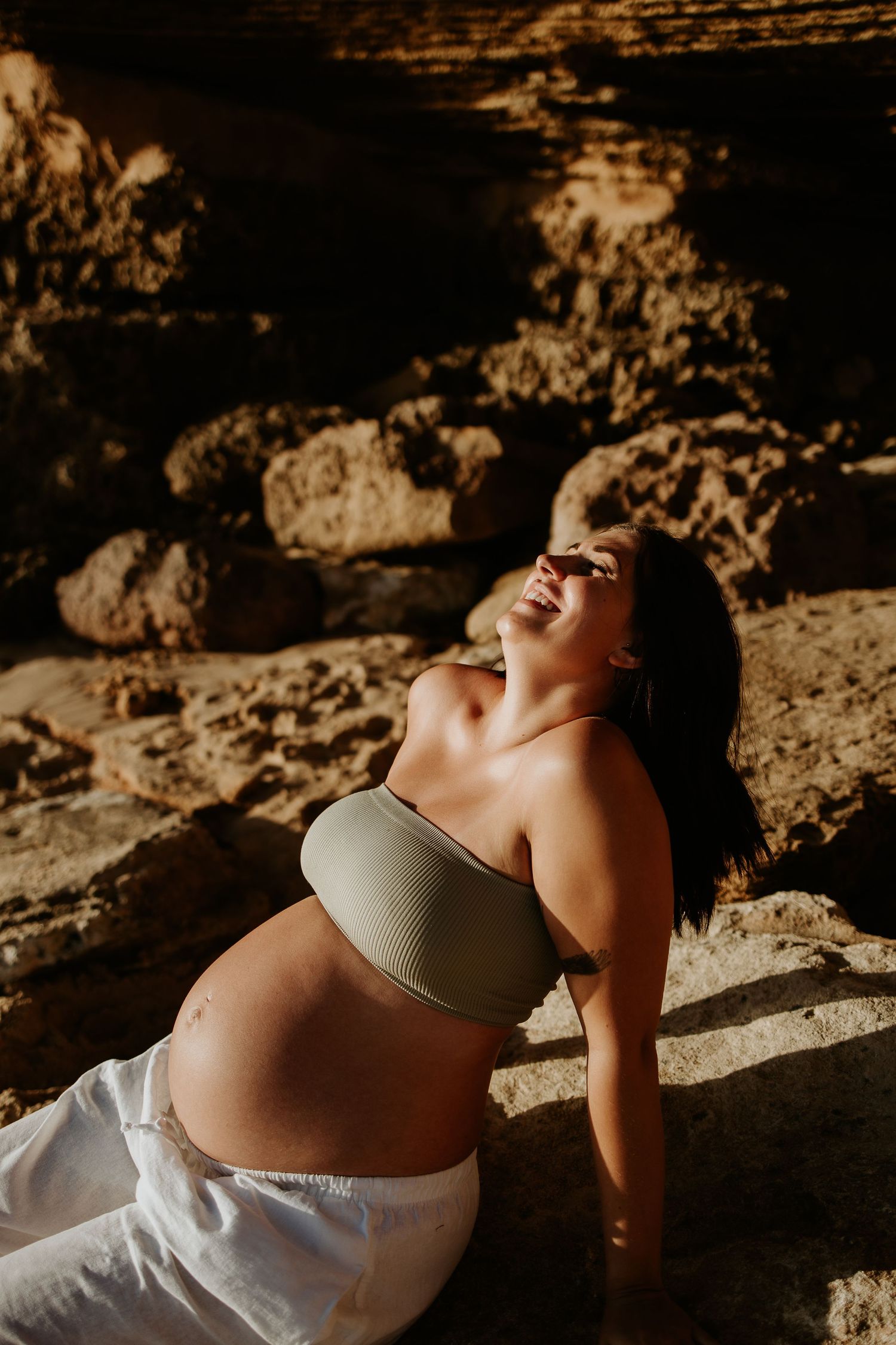 RO. Image Maternity Photography session in Dunedin