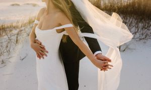 bride and groom classic wedding photography dreamy romantic glowy golden love Oregon coast west coast international destination vibey film
