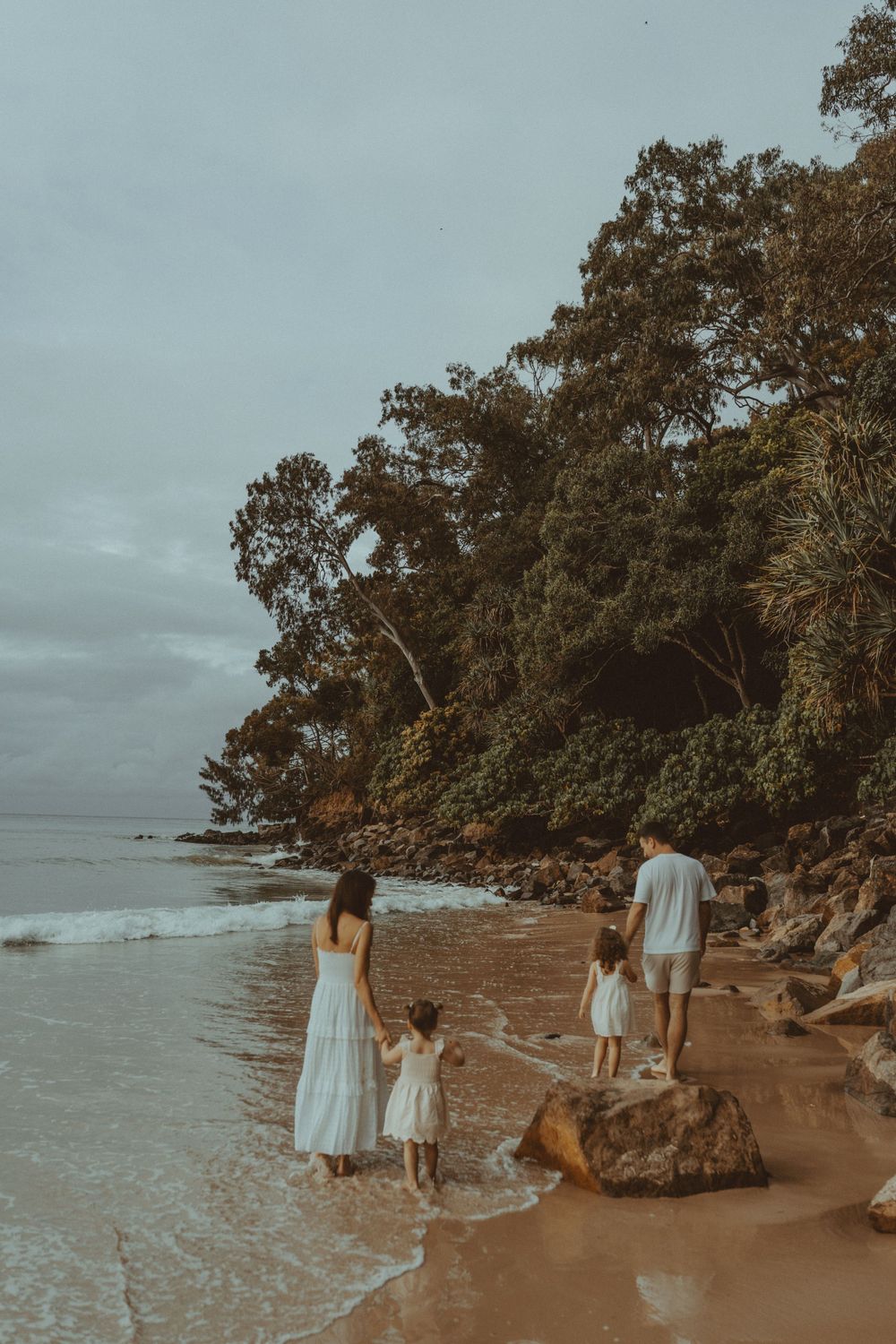 Documenting all walks of life, weddings, maternity, newborn and family photography. Sunshine Coast