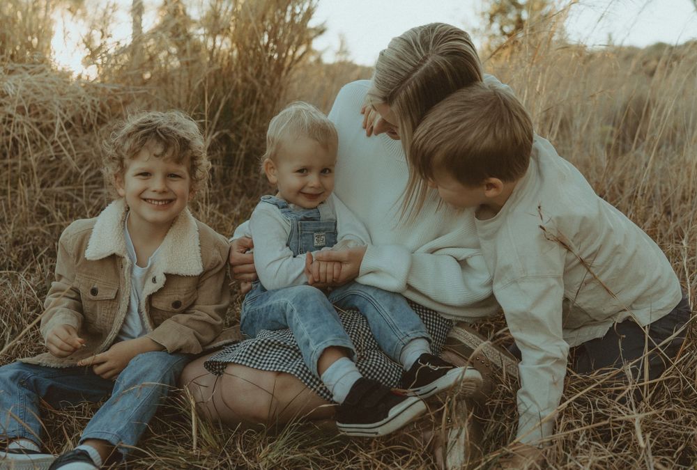 Documenting all walks of life, weddings, maternity, newborn and family photography. Sunshine Coast