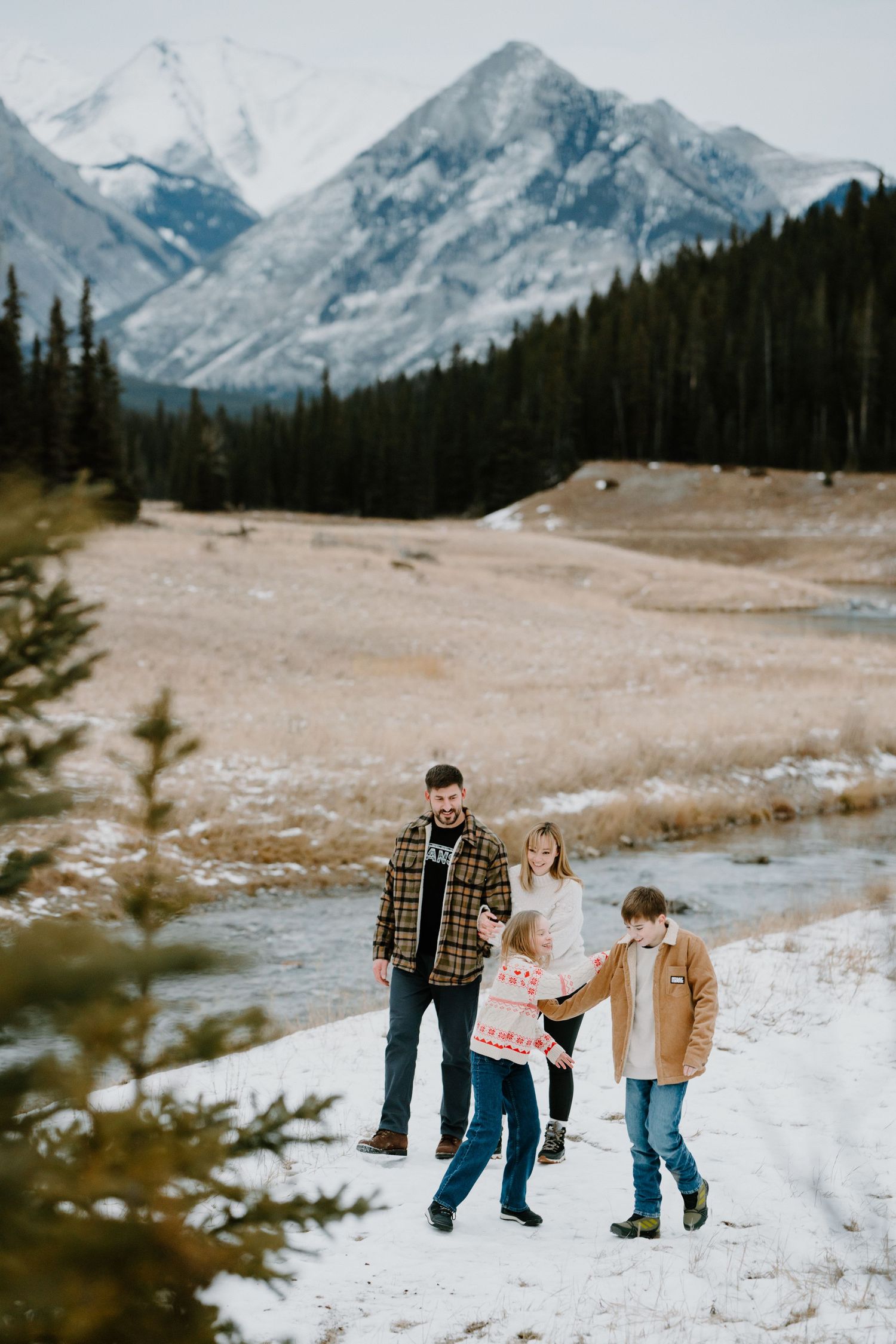 antonia grace wedding photographer posing with her children