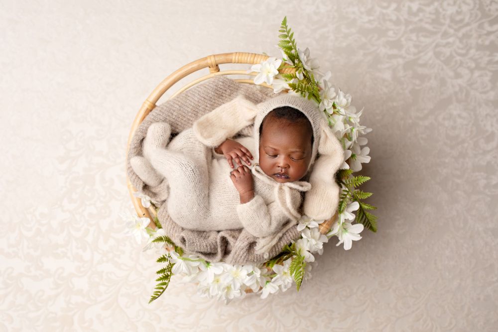 affordable portraits for families from St Andrew’s Ipswich, Mater Mothers Brisbane, and Forest Lake.