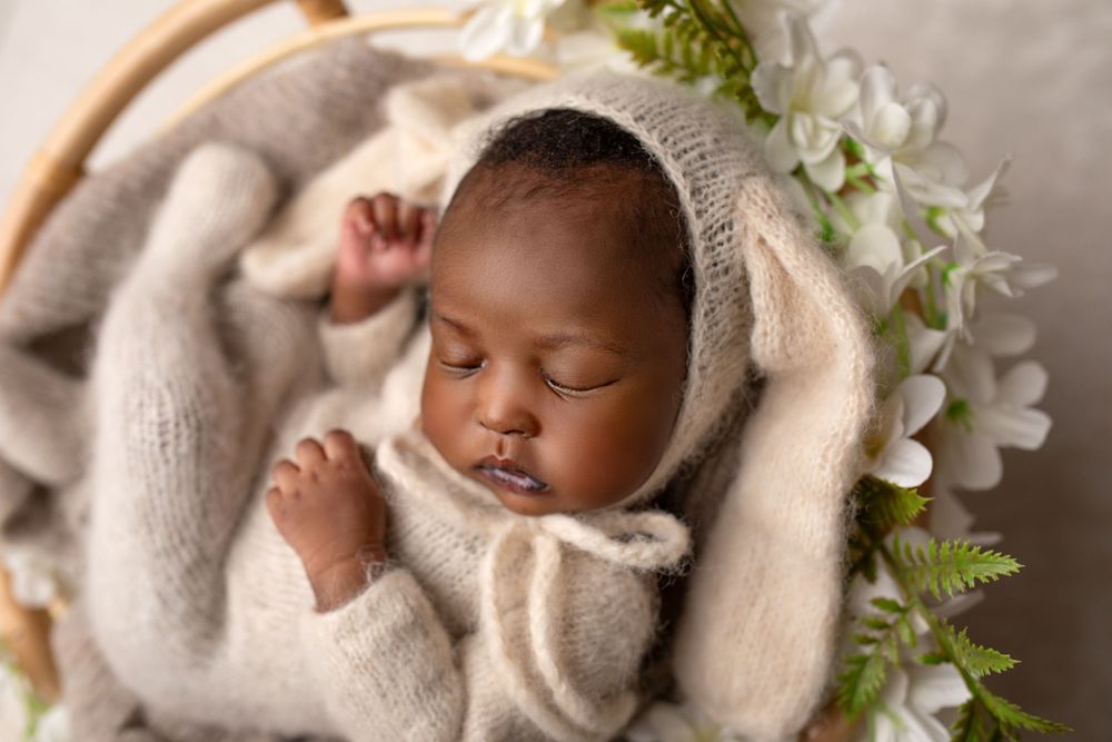 affordable portraits for families from St Andrew’s Ipswich, Mater Mothers Brisbane, and Forest Lake.