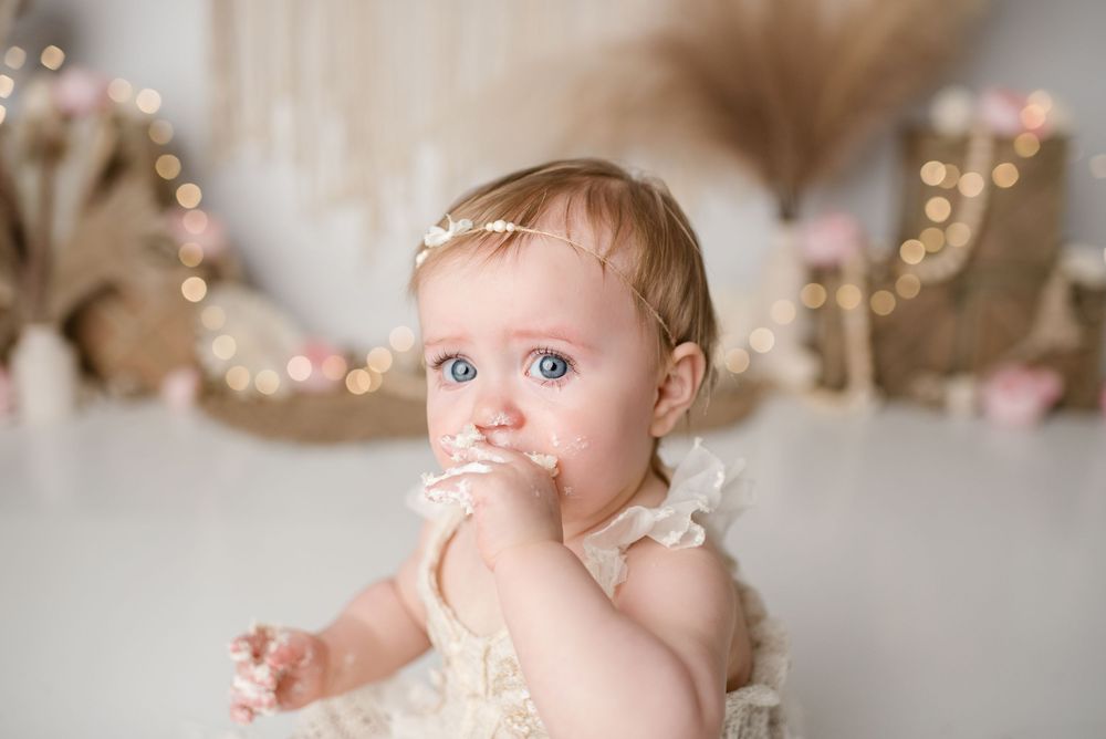 Yorktown cake smash photos, cake smash portraits near me Hampton Roads milestone photography, Yorktown baby portrait studio