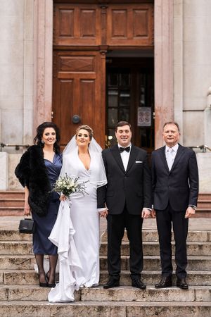 Fotografisanje venčanja
Fotografija 
Kum i Kuma sa mladencima