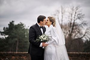 Fotografisanje venčanja
Fotografija poljupca mlade i mladoženje na Kalemegdanu u Beogradu