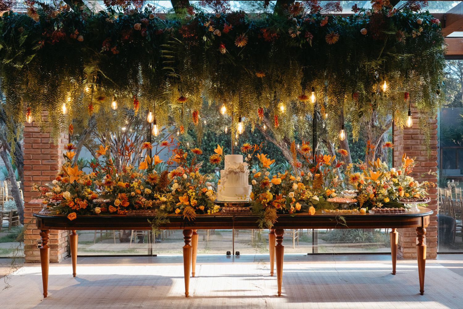photo wedding cake table France