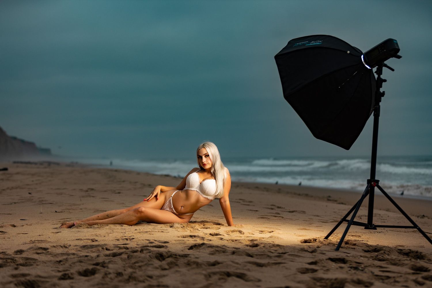 Westcott lighting rapid box swim photoshoot