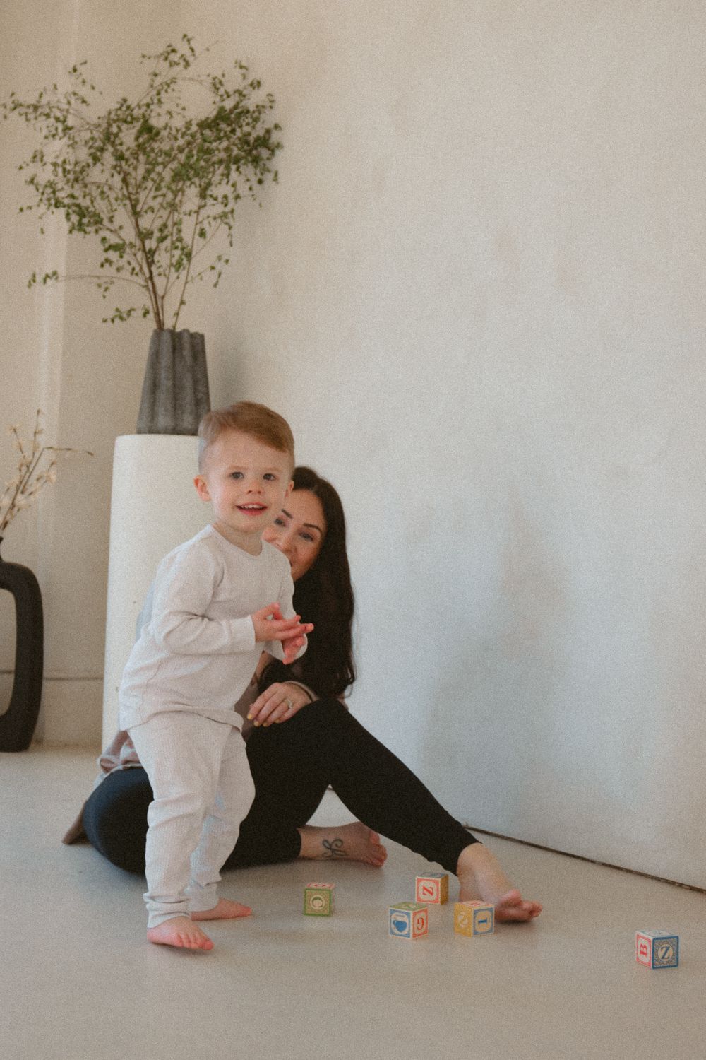 Vancouver Family and Motherhood Photographer offering candid, natural Sessions for pregnancy, newborn, breastfeeding, mommy and me sessions.