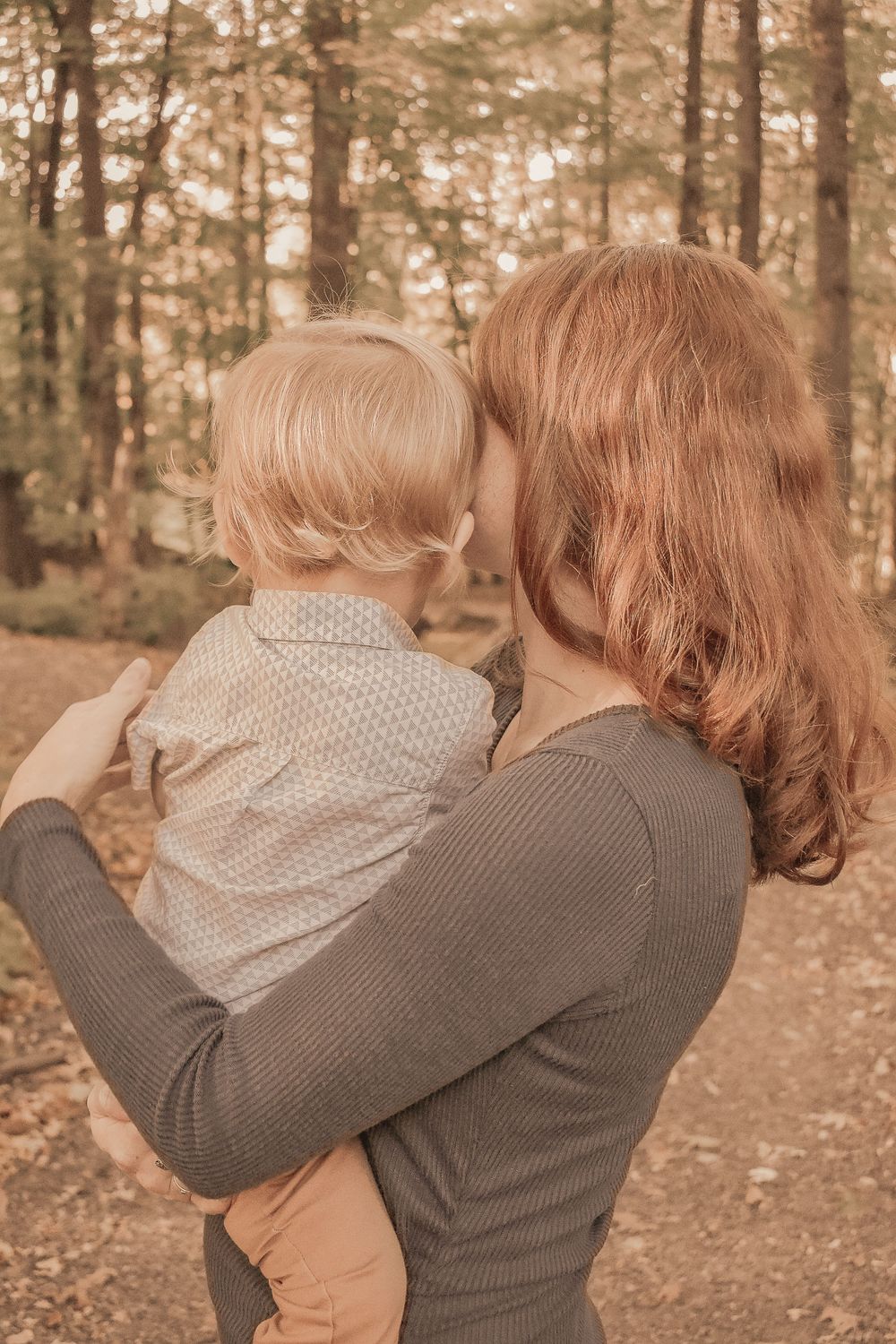Time to capture those moments of you and your little one.  Lifestyle Photography captures you right where you're at, and just how you are.