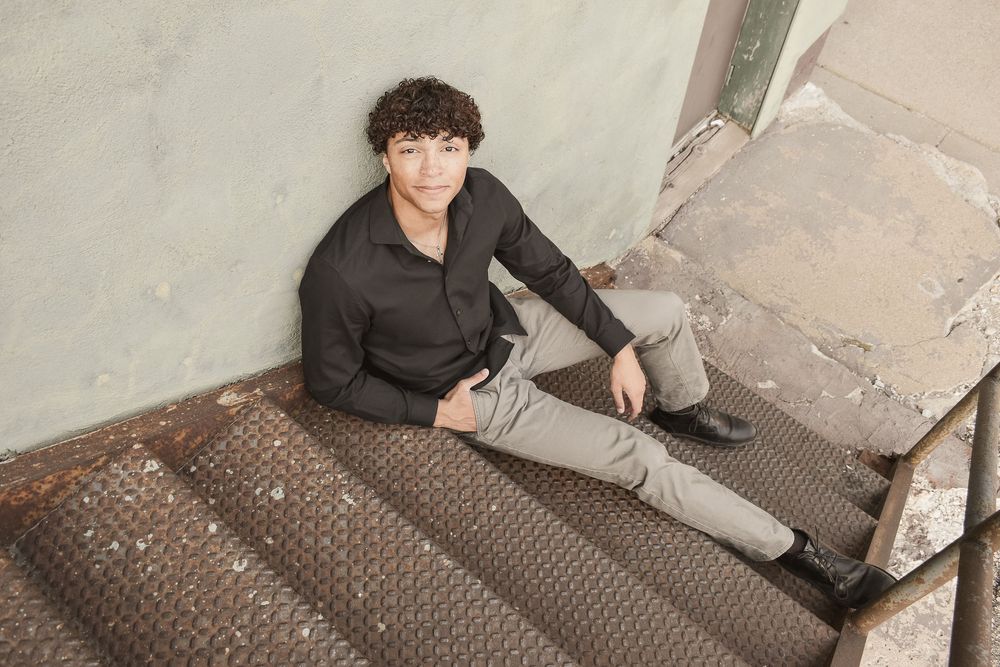 Senior photography showcasing the authentic you.