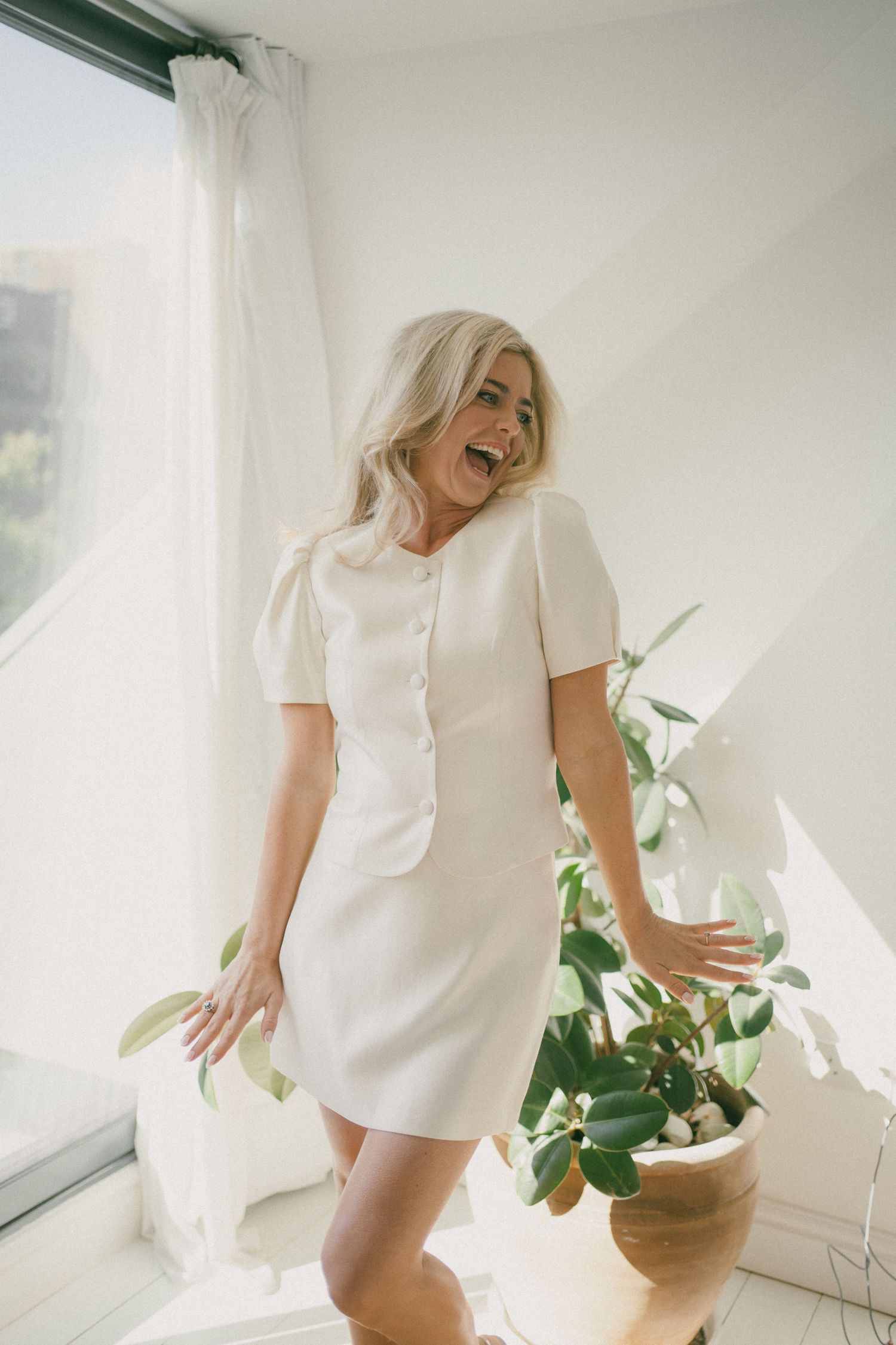 wiltshire editorial documentary wedding photographer