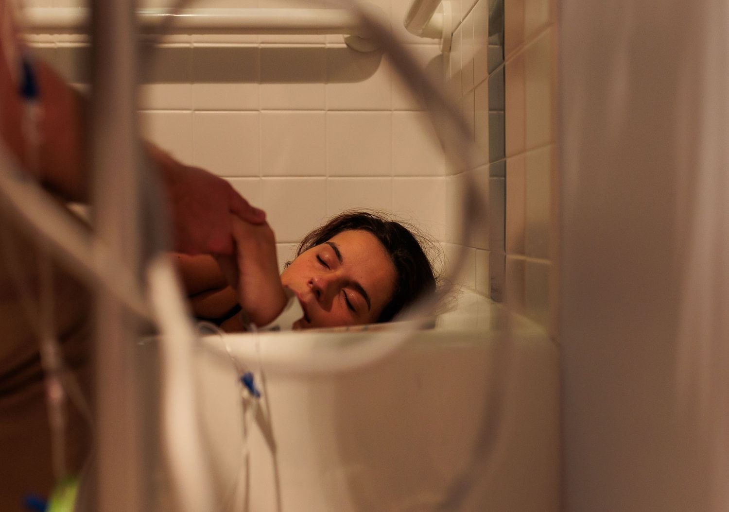 water birth, birth in tub cincinnati uc