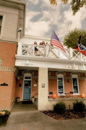 Jacksonville, NC Portrait & Wedding photographer. Warm editing style.