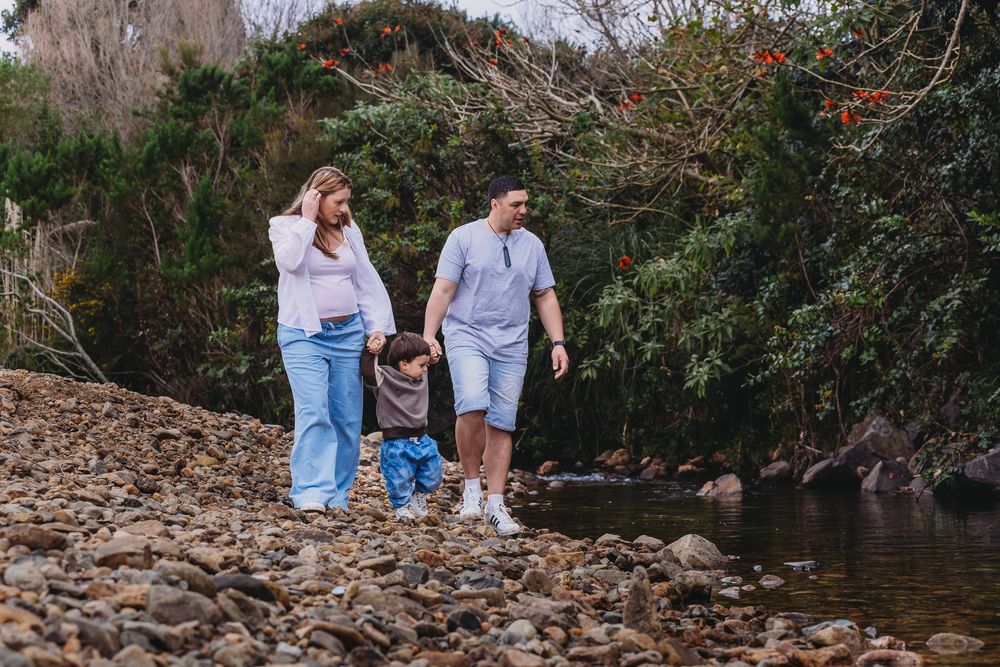 Family session at Greenhills Estate in Coromandel