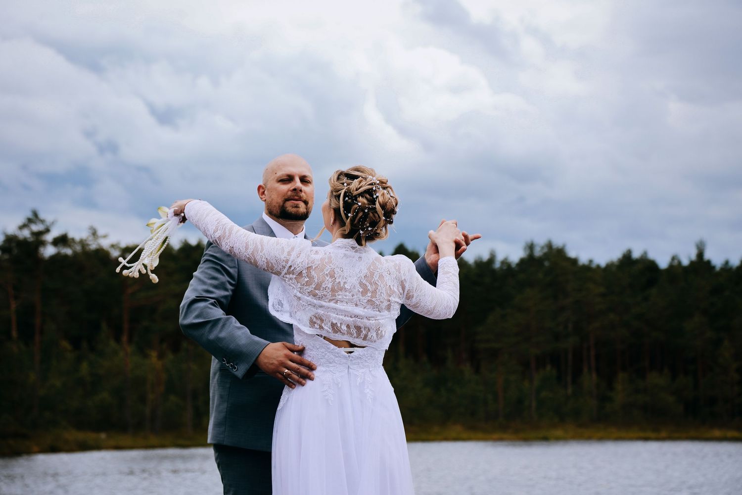 wedding photographer Vilnius Alexandra and Natalija