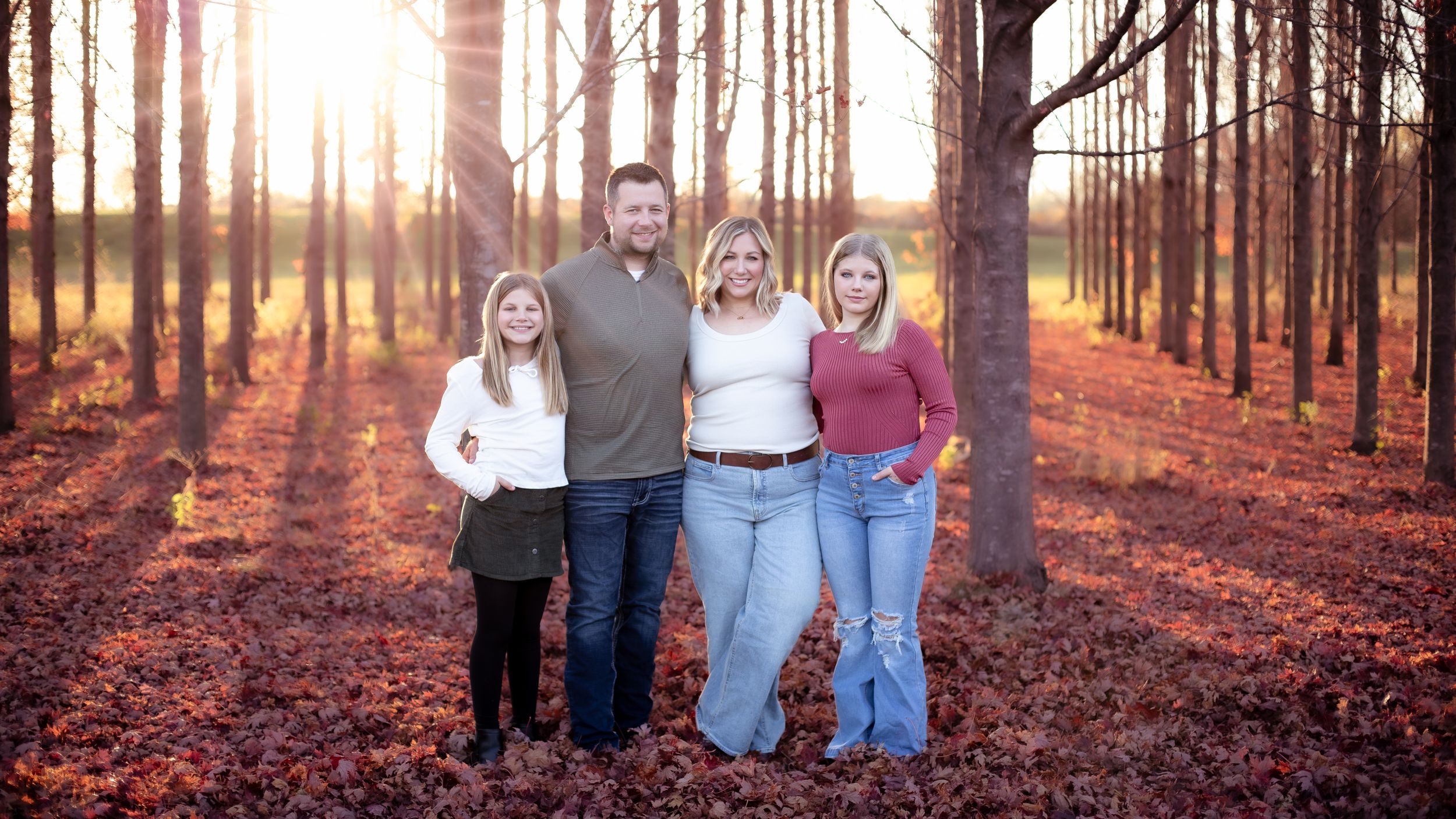 family photographer outdoors natural light fall Jessica Roth Photography Janesville Wisconsin Professional Photographer dogs welcome
