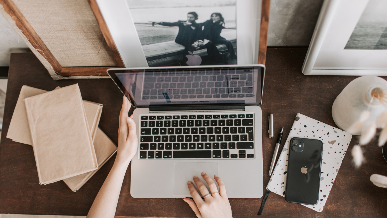 biuro seo laptop