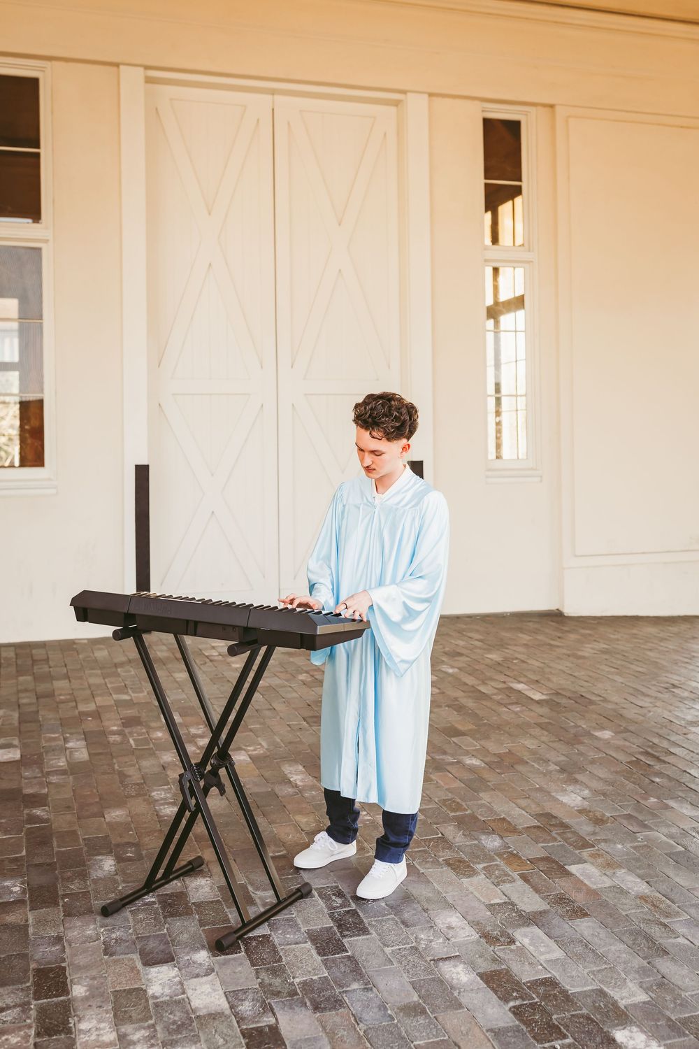 senior graduations photos with musical instruments in redlands ca
