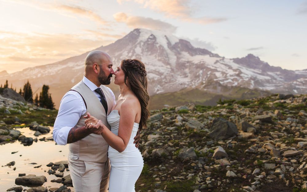 PNW adventure elopement photography