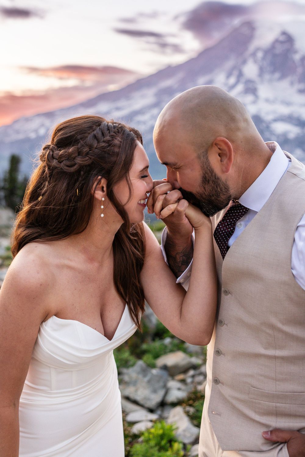 PNW adventure elopement photography