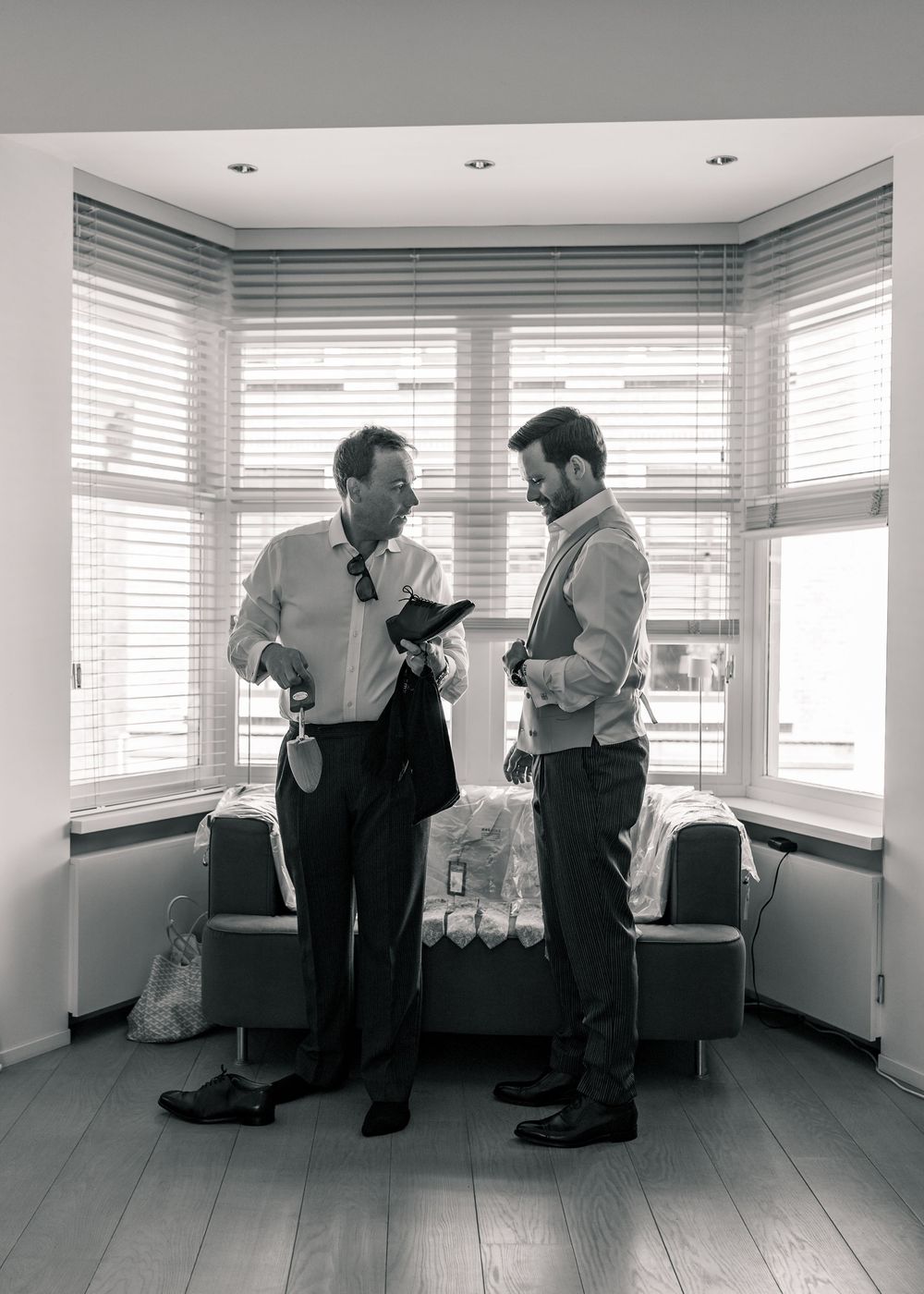 GROOMSMEN PHOTOS LONDON WEDDING PHOTOGRAPHER - ABI VINCENT PHOTOGRAPHY