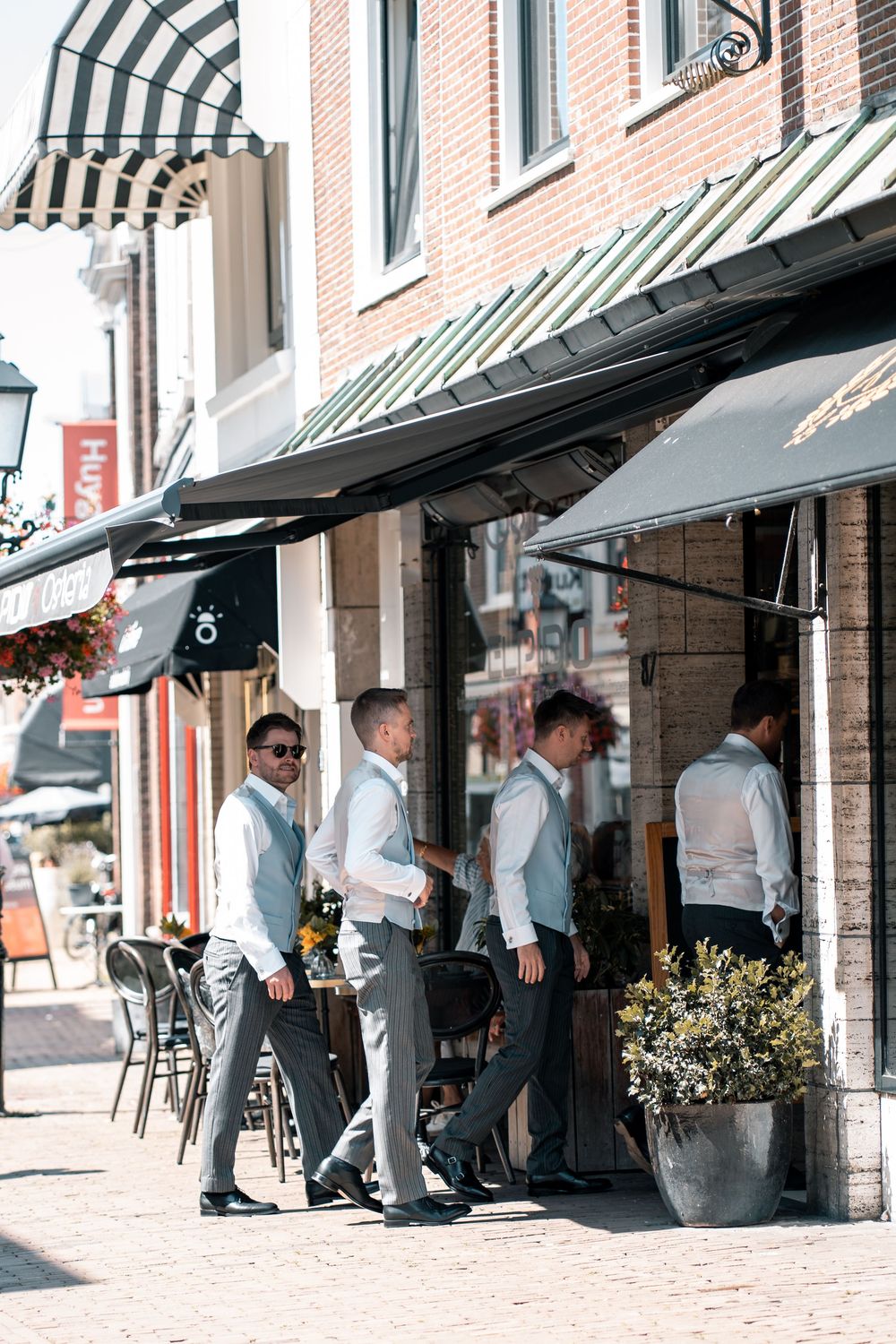 GROOMSMEN PHOTOS LONDON WEDDING PHOTOGRAPHER - ABI VINCENT PHOTOGRAPHY