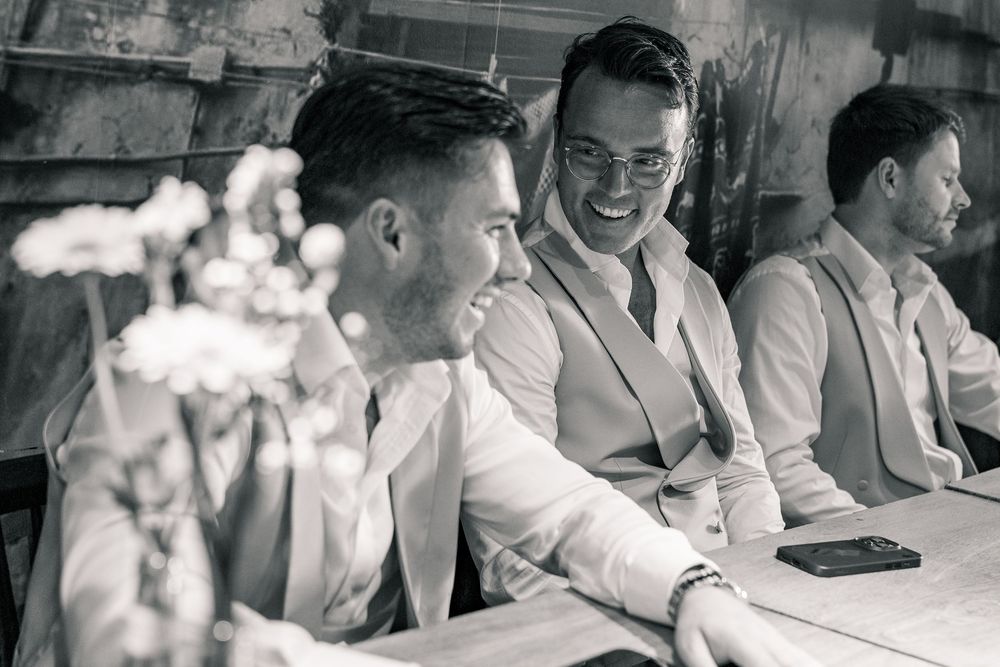GROOMSMEN PHOTOS LONDON WEDDING PHOTOGRAPHER - ABI VINCENT PHOTOGRAPHY