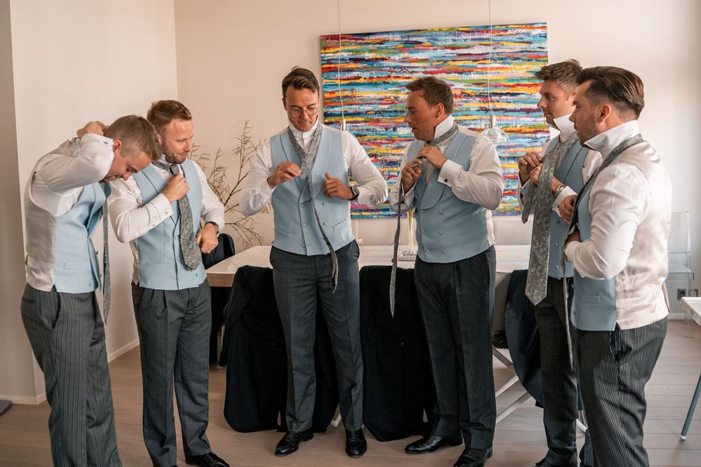 GROOMSMEN PHOTOS LONDON WEDDING PHOTOGRAPHER - ABI VINCENT PHOTOGRAPHY