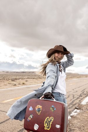 Join my 2026 Wyoming Travel Series! Book family, couples, or lifestyle sessions in Gillette, Sheridan, Cokeville & Green River.