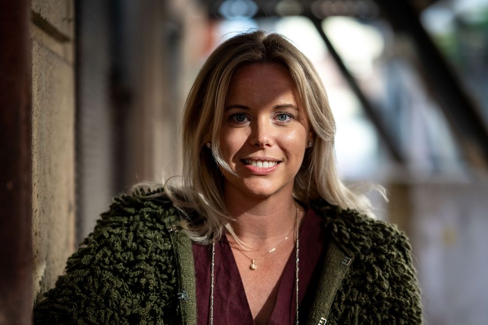 Porträtt av Fotograf Jessica Lindqvist - portätt av kvinna i Spanien.