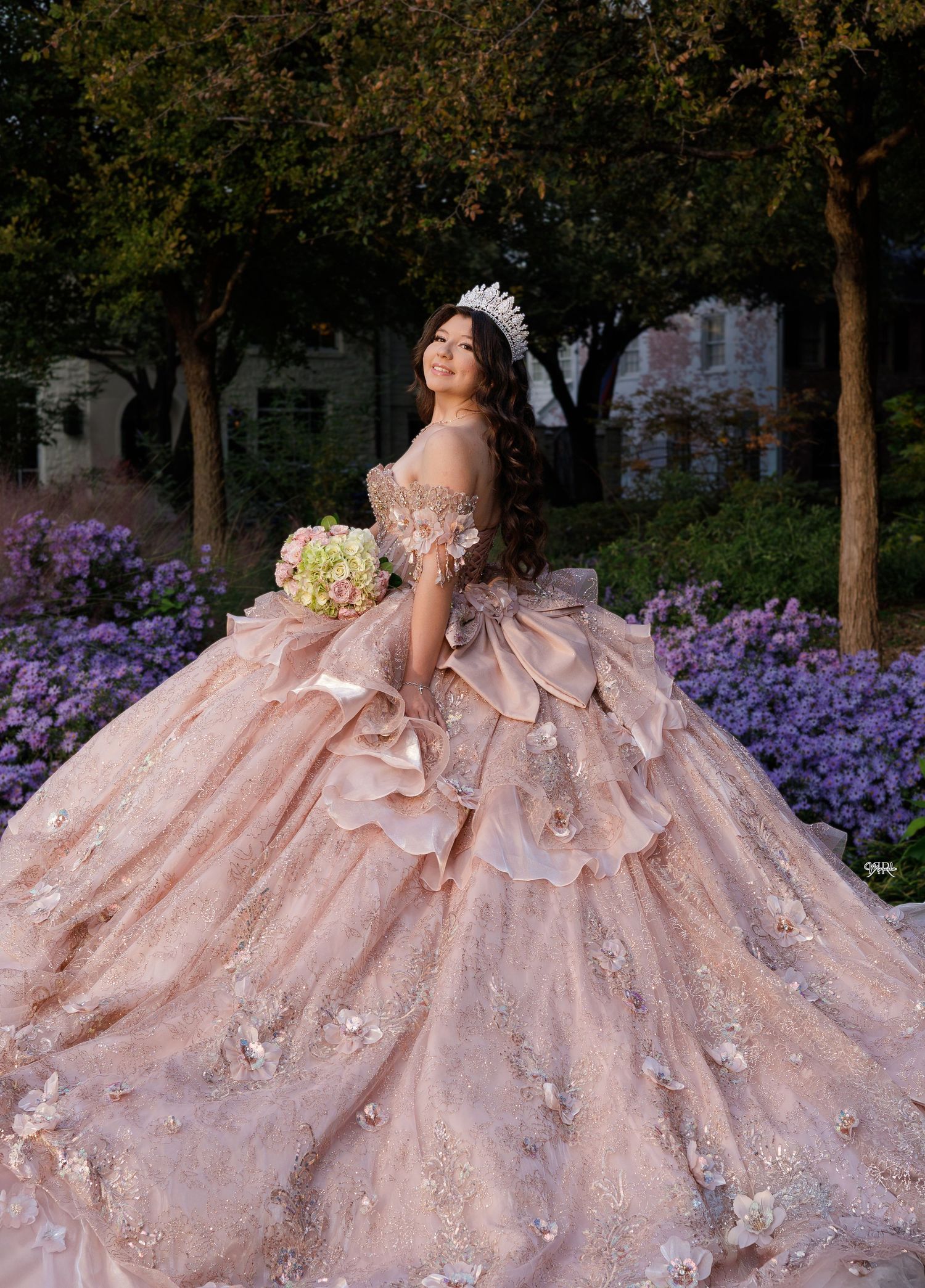 Dallas photography and video for Quinceañeras
 - R & R Marcelo DFW