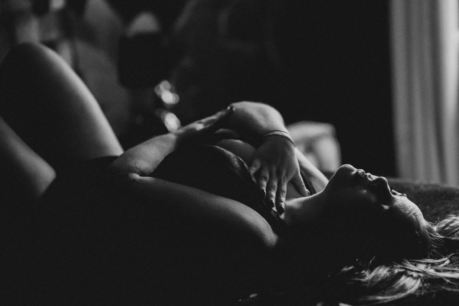 boudoirfotografie
boudoir fotograaf
boudoir fotoshoot
boudoir experience
sensuele fotoshoot
intieme fotoshoot
selflove fotoshoot
vrouwelijke