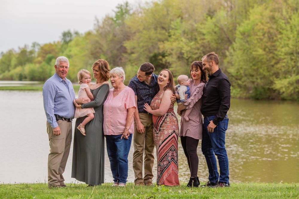 Multi-family sessions, family portraits, and Maternity portraits tailored to you. Serving New Braunfels, Austin & Surrounding areas.