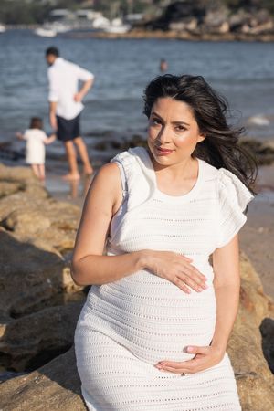 Family candid photos in sydney, maternity and child family photos