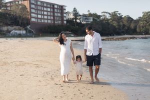 Family candid photos in sydney, maternity and child family photos