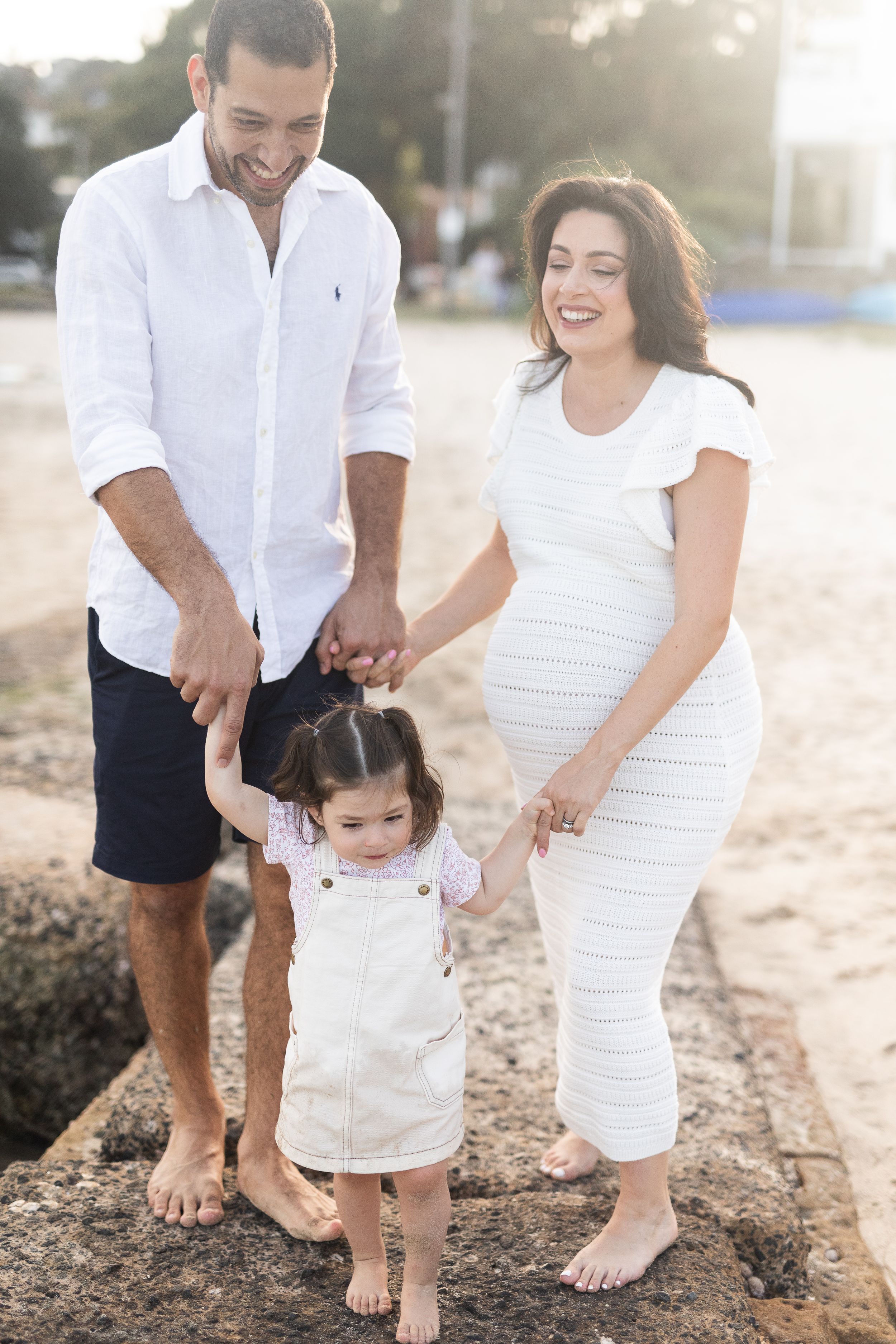 Family candid photos in sydney, maternity and child family photos