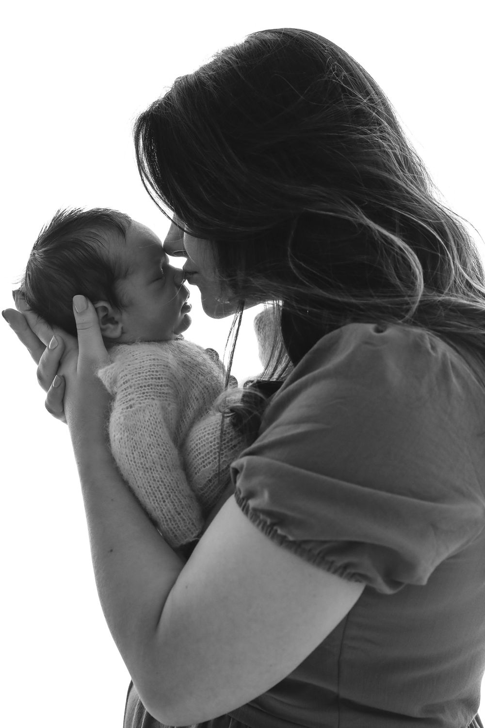 Lifestyle newborn photography near Nashville Tennessee