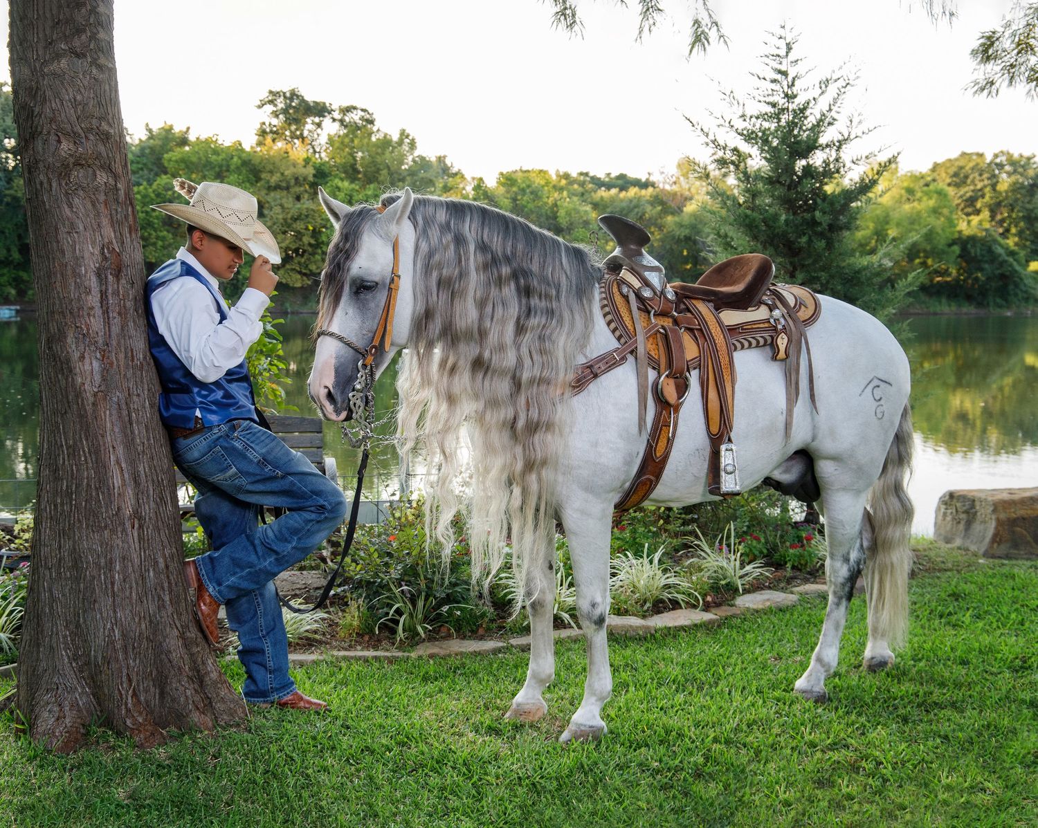 Dallas photography and video for Quinceañeros
 - R & R Marcelo DFW