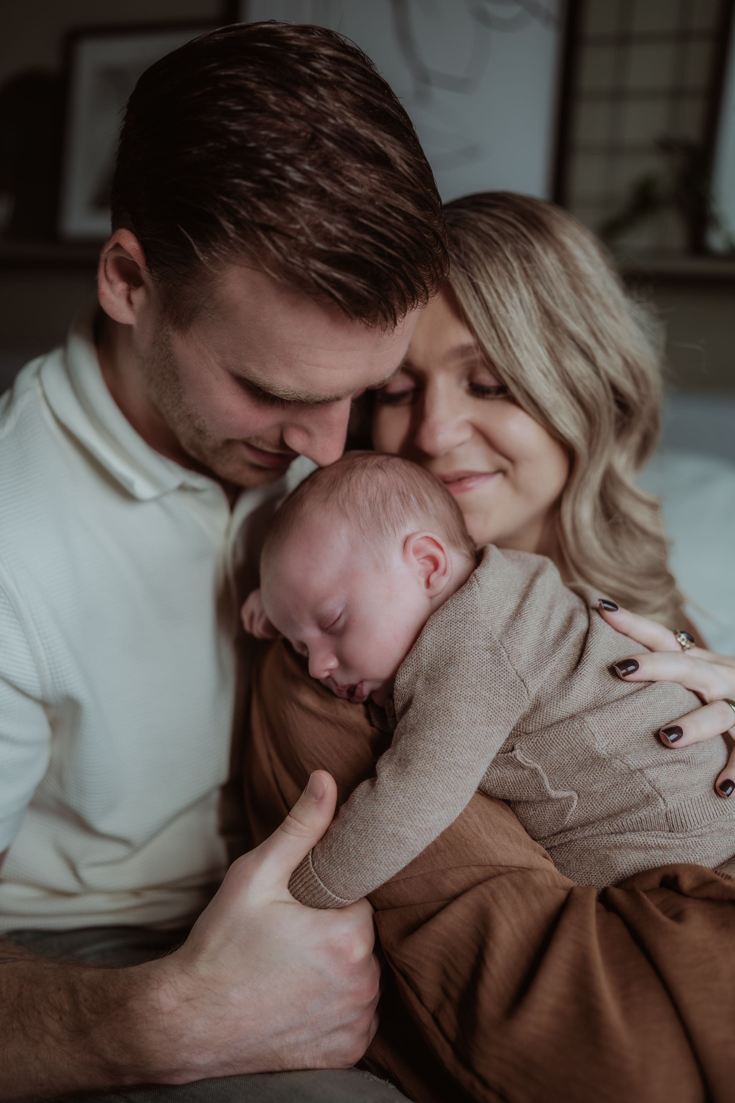 Fotograaf Brabant Oss Den Bosch Uden fotografie baby newborn newlife newbornshoot gezinsshoot borstvoeding mama momlife Sis&So