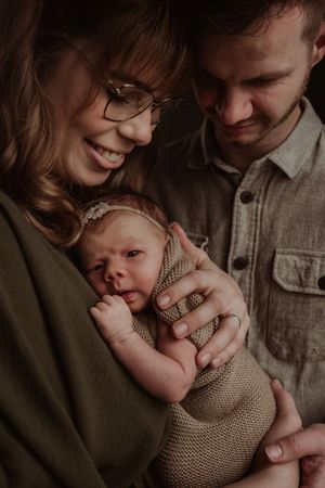Fotograaf Brabant Oss Den Bosch Uden fotografie baby newborn newlife newbornshoot gezinsshoot borstvoeding mama momlife Sis&So