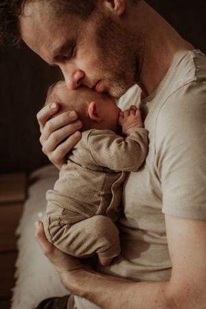 Fotograaf Brabant Oss Den Bosch Uden fotografie baby newborn newlife newbornshoot gezinsshoot borstvoeding mama momlife Sis&So