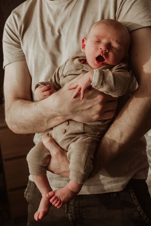 Fotograaf Brabant Oss Den Bosch Uden fotografie baby newborn newlife newbornshoot gezinsshoot borstvoeding mama momlife Sis&So