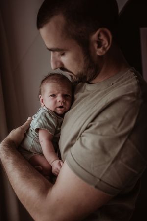 Fotograaf Brabant Oss Den Bosch Uden fotografie baby newborn newlife newbornshoot gezinsshoot borstvoeding mama momlife Sis&So