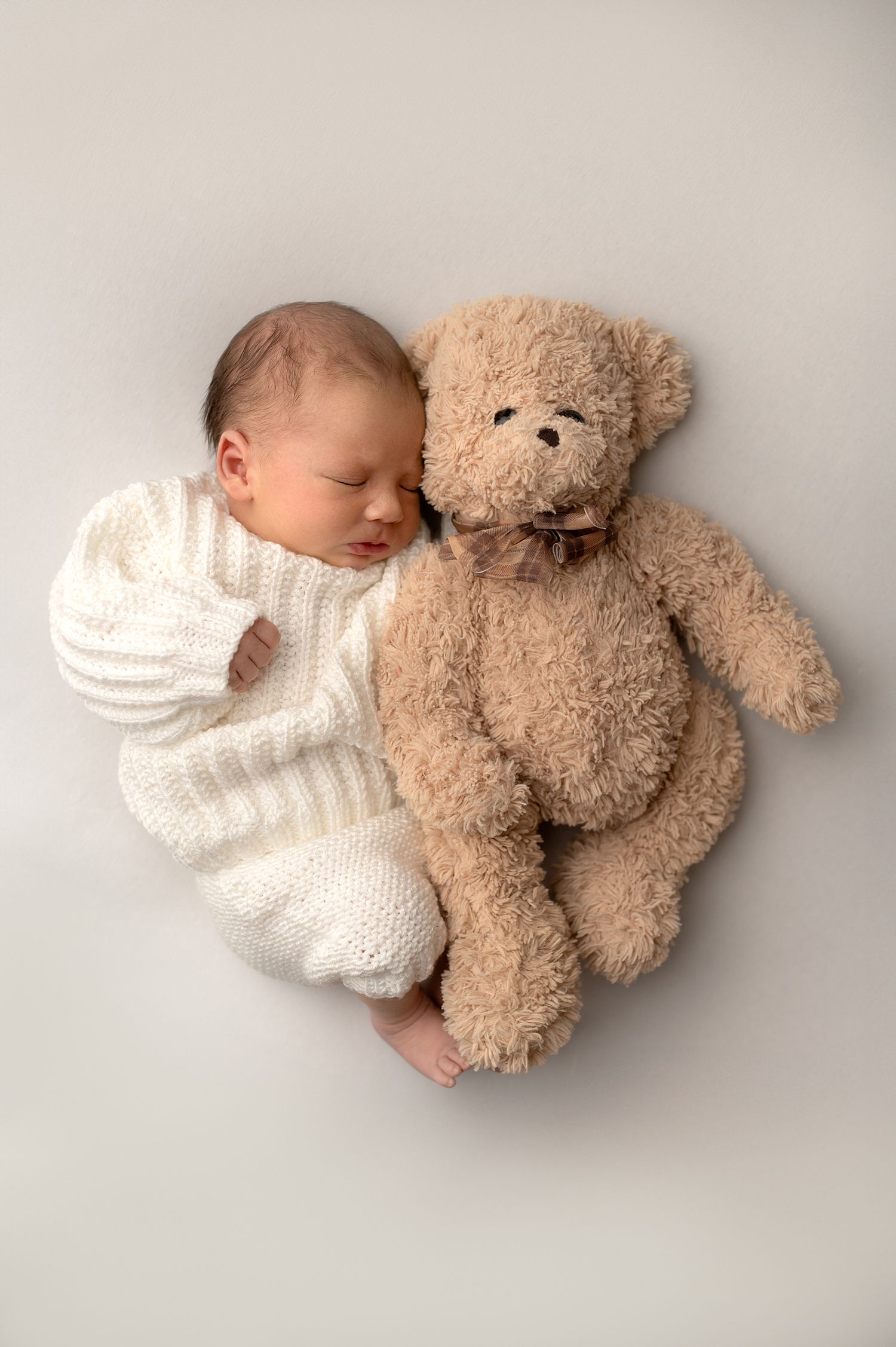 novorodenecke-fotenie- prievidza bojnice certifikovana fotografka newborn babatko bábätko fotenie deti fotenie bábätiek